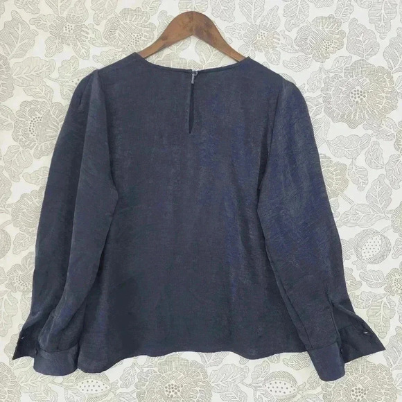 Banana Republic Long sleeve Navy Shimmer Blouse Size M - Picture 2 of 7